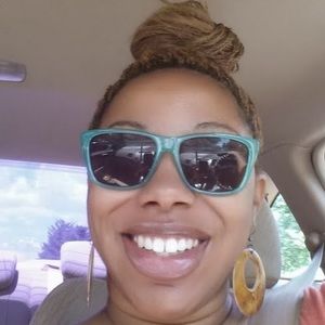 Meet your Posher, Kala